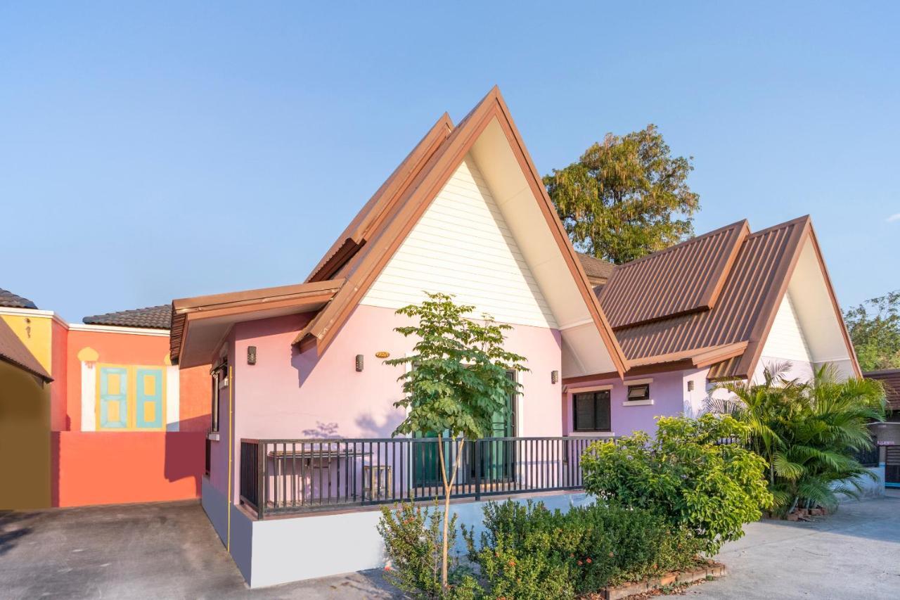 OYO 798 Reurn Mareena Resort Nakhon Ratchasima Extérieur photo